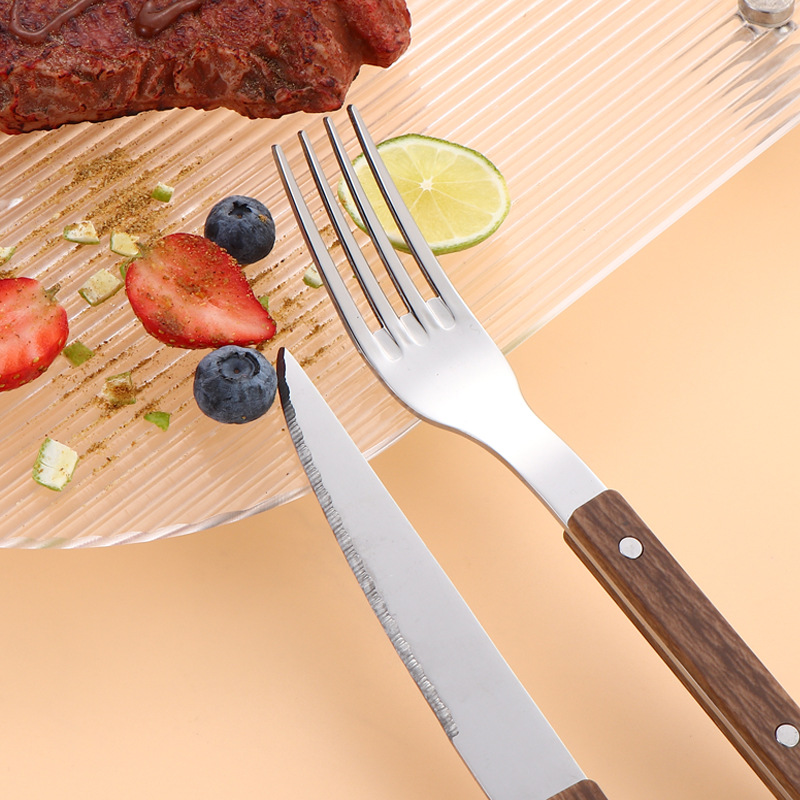 Cross-border stainless steel knives, forks and spoons with rivets and handles, dessert spoons and forks, French steak knives and forks, hotel Western tableware Application Scenario