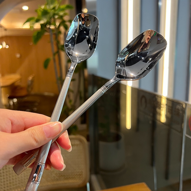 410 stainless steel spoons, shared soup spoons, high-end Western food spoons, student spoons, household soup spoons, Korean square spoons, lantern spoons Item Picture