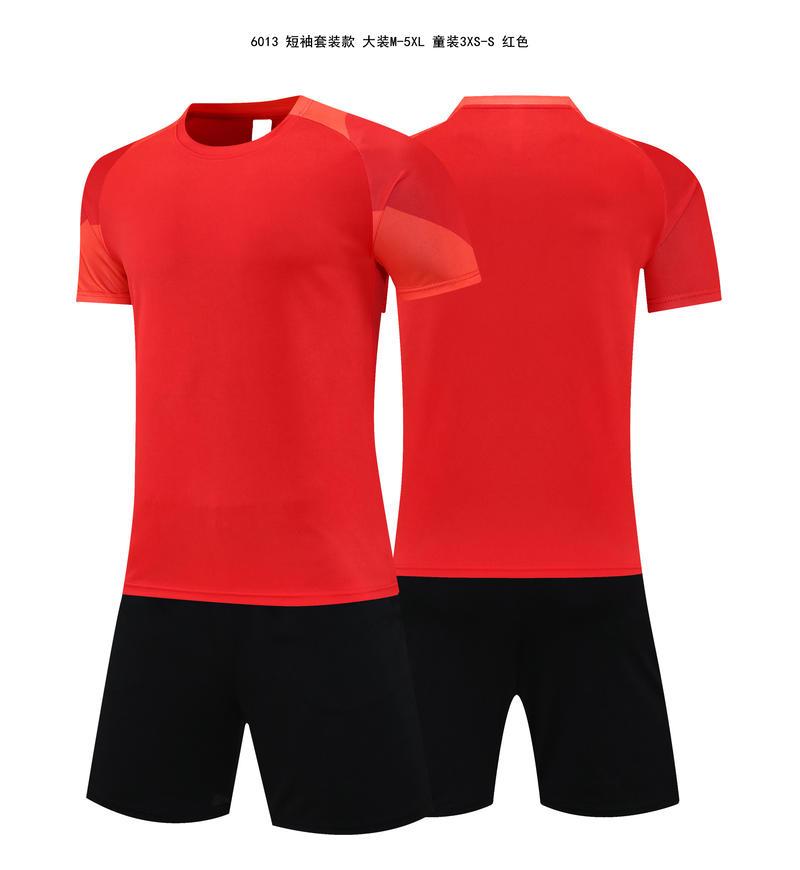 YMG-6013 Football Training Uniform Set (Adult + Children) Football jerseys Application Scenario
