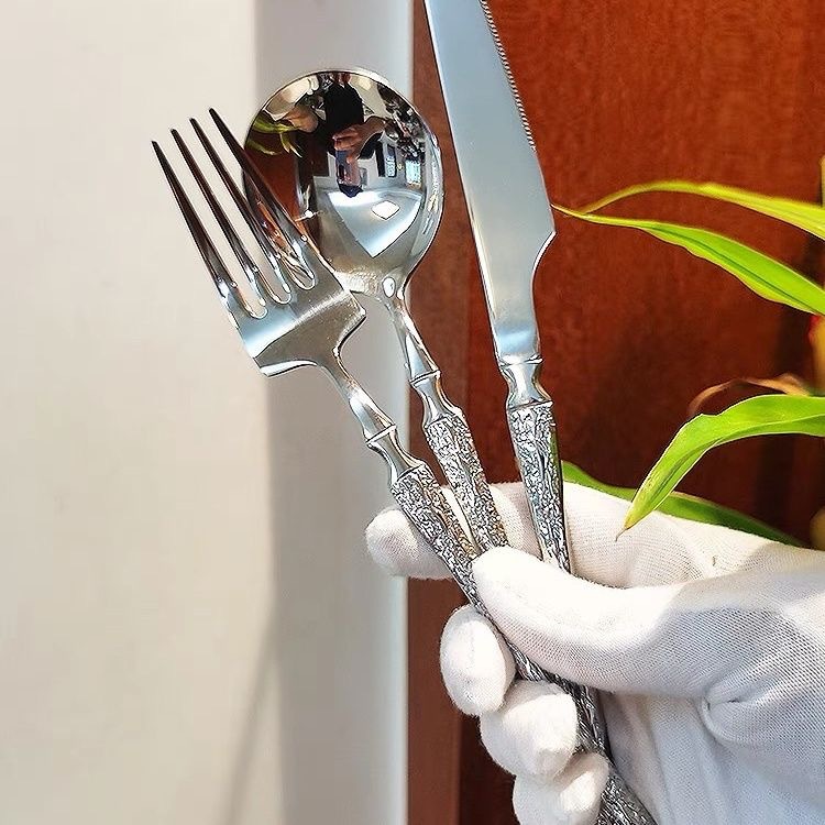 Cross-border stainless steel knives, forks and spoons, creative bark-patterned round spoons, small waist dessert spoons, hotel Western tableware, steak knives and forks details Picture