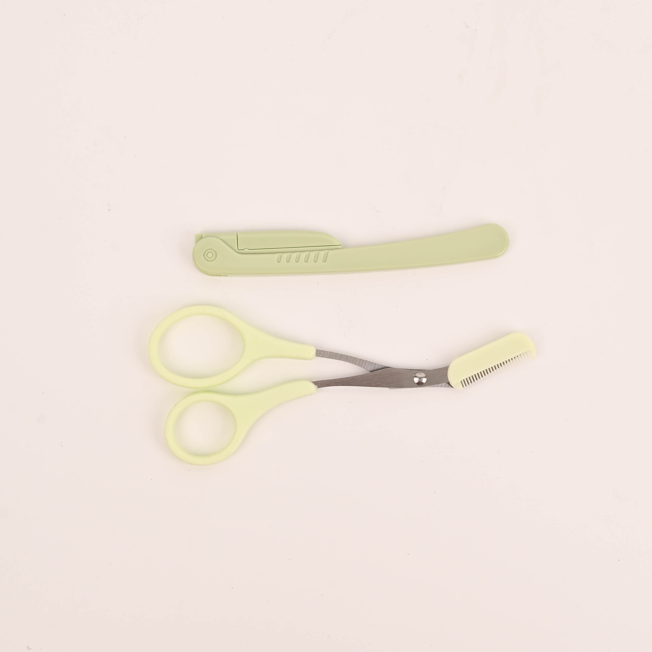 Tijeras de corte de cejas con peine de ceja corte de cejas principiante principiante belleza maquillaje corte de cejas tarjeta japonesa decoración cejas herramientas Item Picture