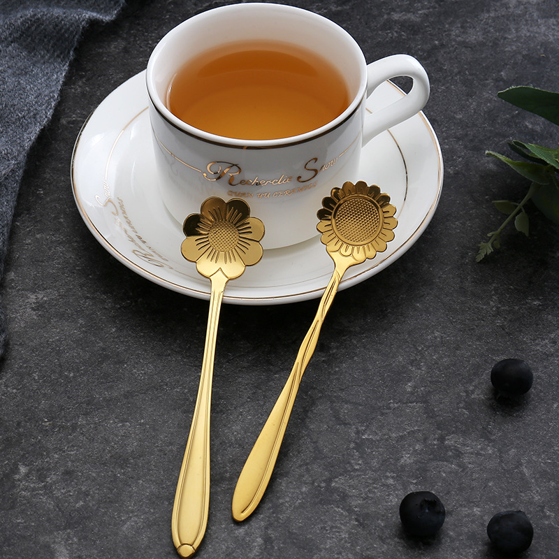 Stainless steel spoon, golden cherry blossom spoon, creative rose spoon, mixing spoon, mug, coffee spoon, souvenir gift spoon details Picture