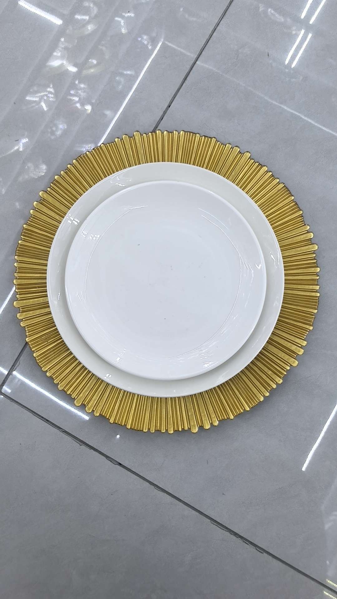 日用百货玻璃餐具套装  水晶玻璃壶瓷蛋糕盘 优质陶瓷餐具套装 美观耐用 餐桌前必备商品产品图