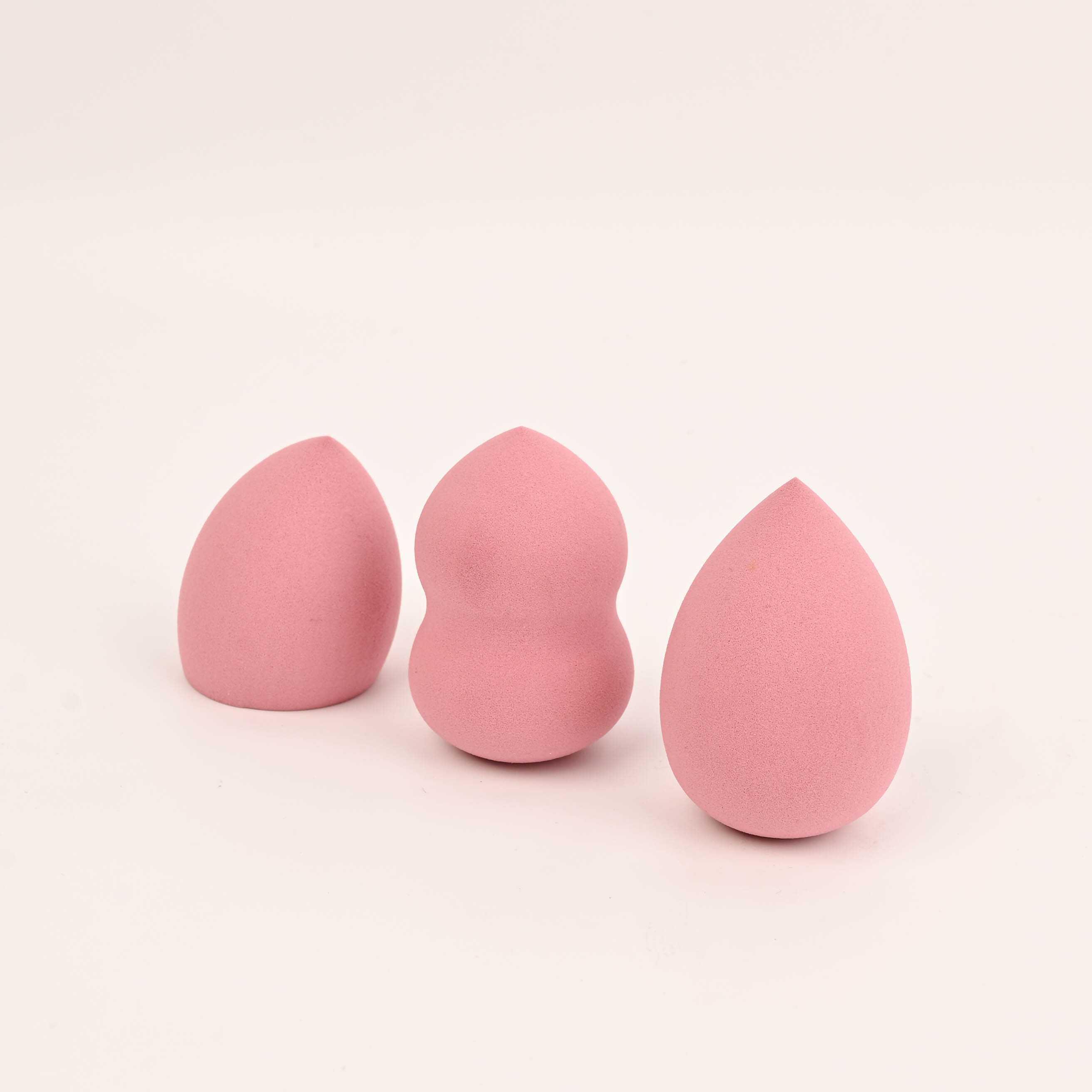 Puff beauty herramienta de temple puff suave fundación puff esponja de maquillaje maquillaje maquillaje maquillaje conjunto de puff de huevo Application Scenario