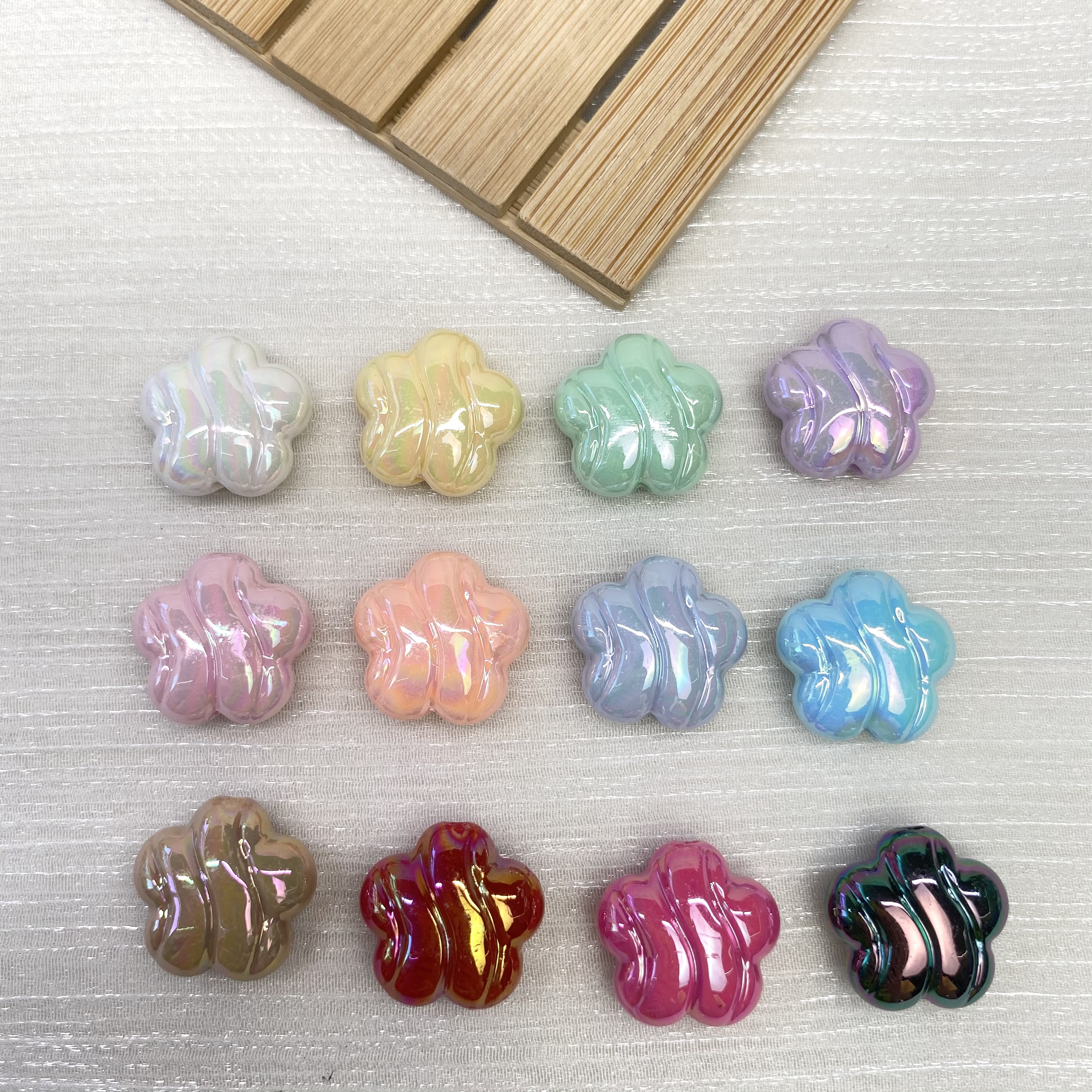Acrylic solid color ab wave heart three diy/ mobile phone chain keychain bag hanging decorative accessory material loose beads details Picture