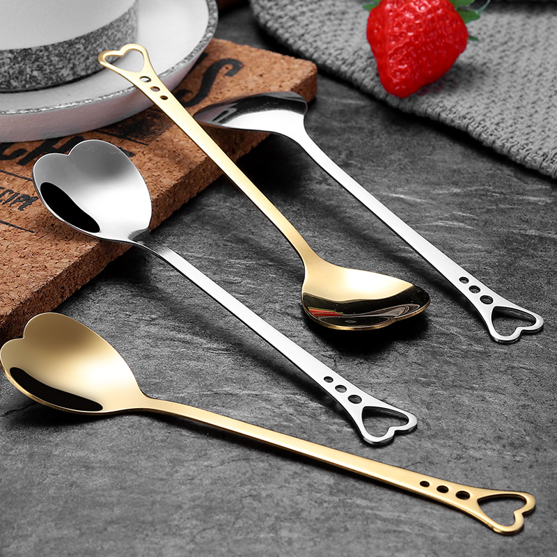 Stainless steel spoons, heart-shaped coffee spoons, hollowed-out heart-shaped spoons, ice cream and Popsicle spoons, small spoons, wedding souvenir spoons Application Scenario