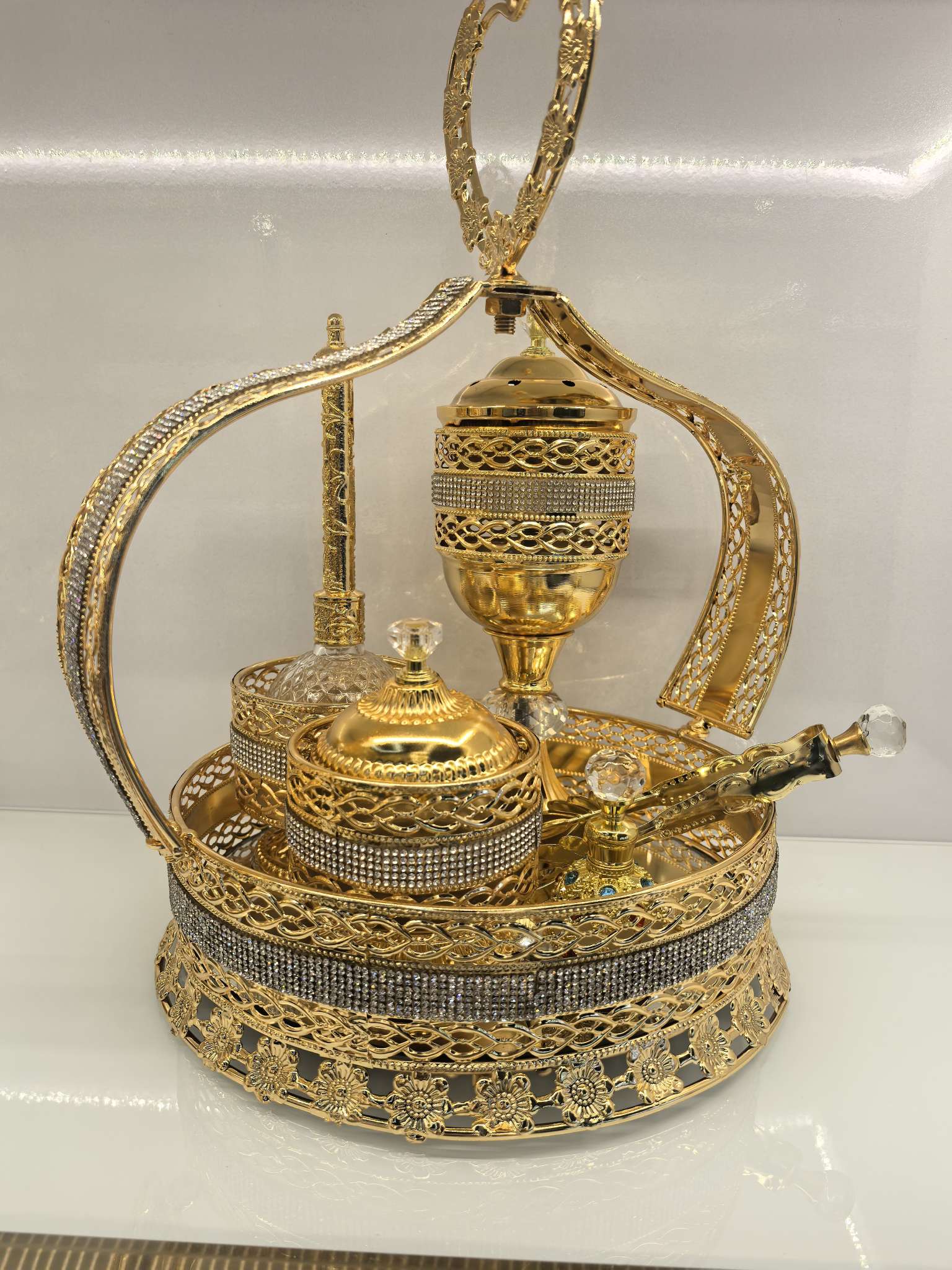 工艺品礼品果盘越南零食塑料电镀果盘水晶球碎石金字塔托盘摆件产品图