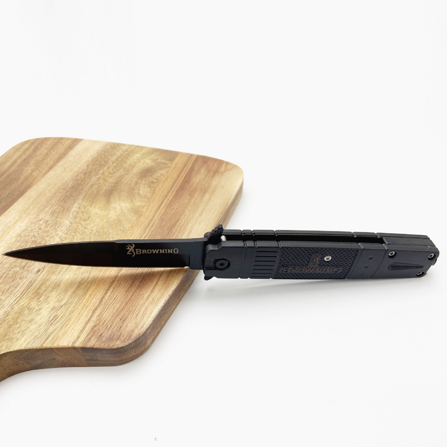 A popular folding knife for foreign trade, a multi-functional fruit knife, a sharp and convenient knife for outdoor camping, wild survival and self-defense details Picture