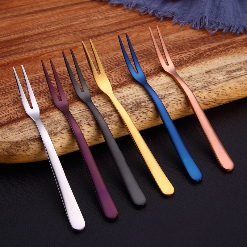 304 stainless steel fruit fork, cake fork, dessert skewer, salad fork, fruit pointed tail tableware, mooncake fork, hotel supplies full figure