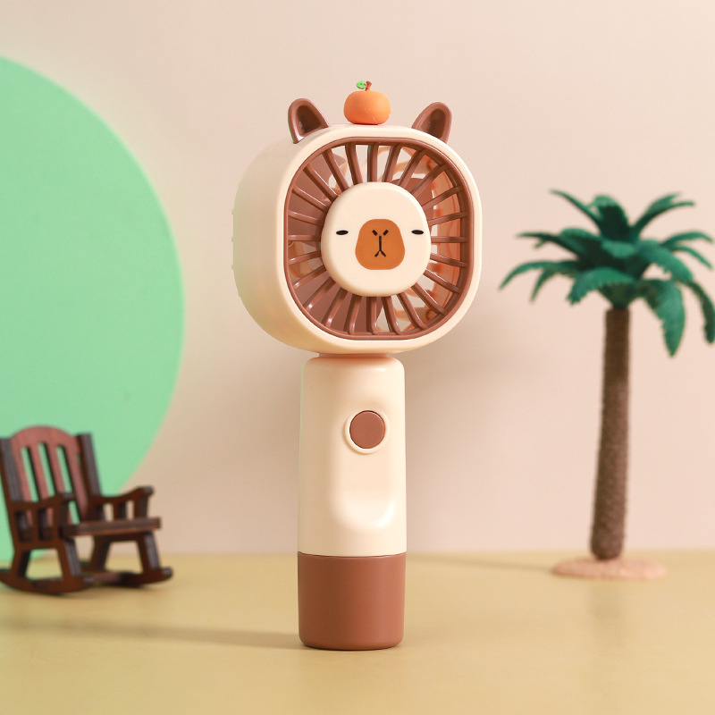 萌趣卡皮巴拉手持风扇 USB充电便携式电风扇卡通桌面小风扇 米色