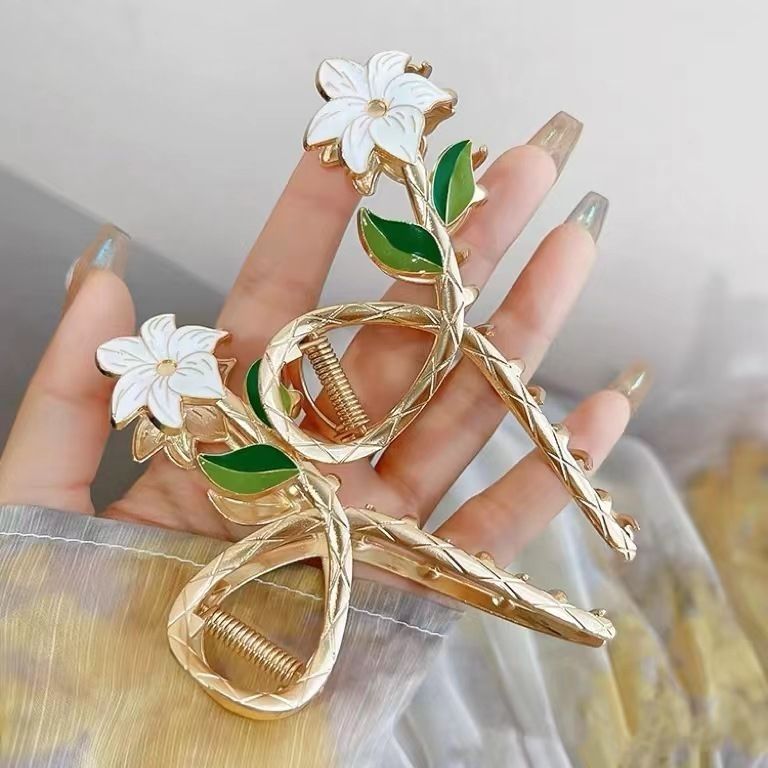 2024 Metal new large back head ins Wendy Shark Clip Exquisite hairpin headwear detail image 2
