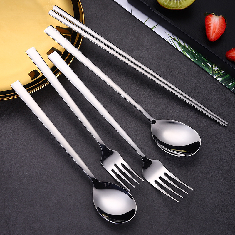 304 stainless steel Korean-style spoons, forks, chopsticks, long-handled spoons, forks and spoons, student portable three-piece set of chopsticks, spoons and forks Specification drawing