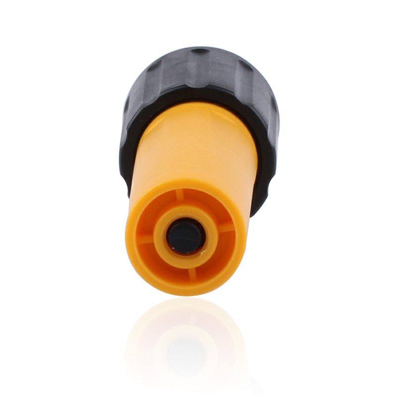 The manufacturer supplies direct spray plastic water guns, garden spray guns, car wash water guns, and adjustable car wash water guns Application Scenario