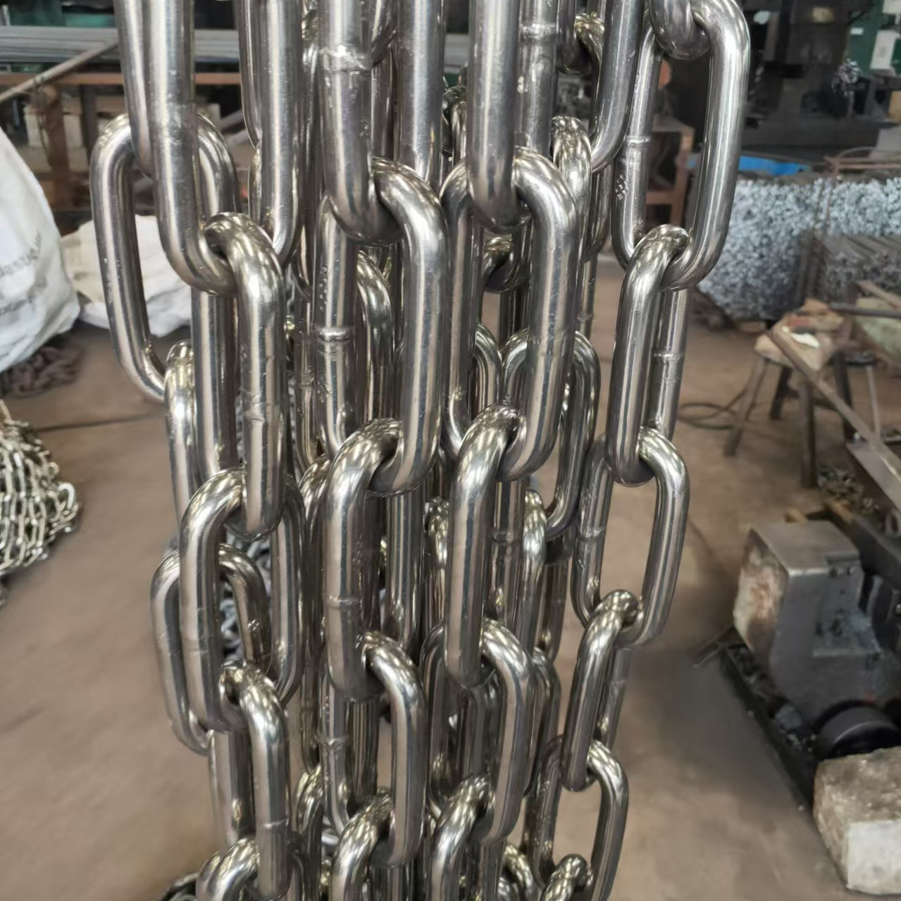 G80 lifting stainless steel chain with short and long links, high-strength industrial high-quality stainless steel chain Specification drawing