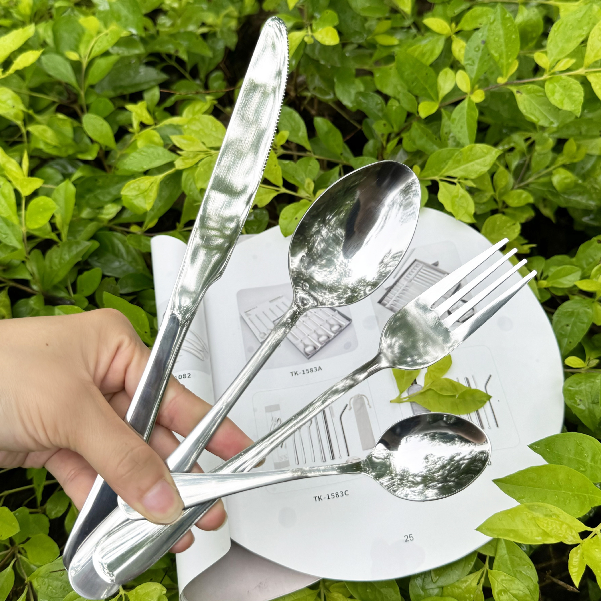 1010 Tableware series: Stainless steel knives, forks, spoons, gold-plated spoons, hotel Western cuisine knives, dessert spoons, restaurant steak knives and forks Specification drawing