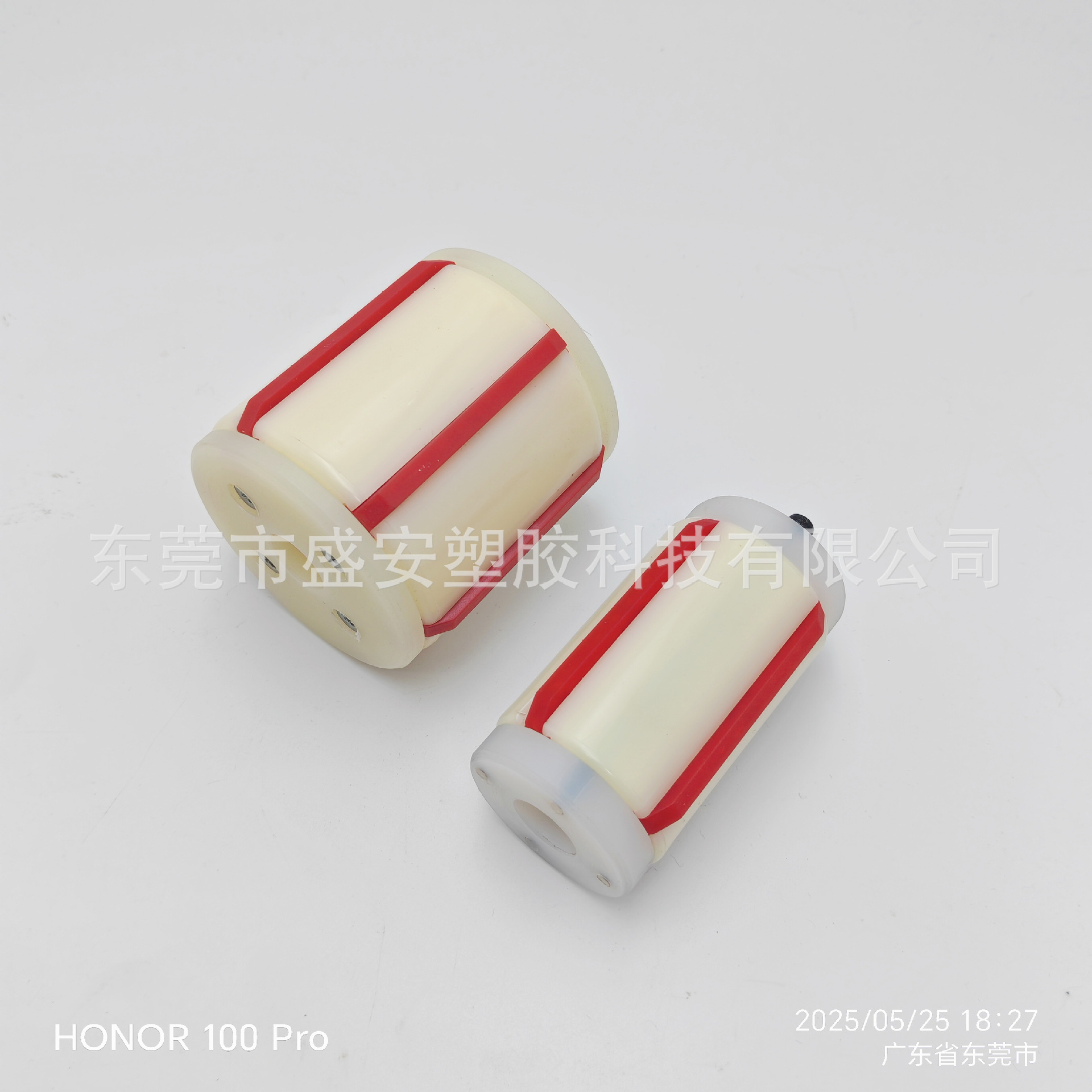 Manufacturer of 3-inch expansion sleeves, nylon bushings, small rewinding machines and plastic tension sleeves for packaging automation equipment undefined