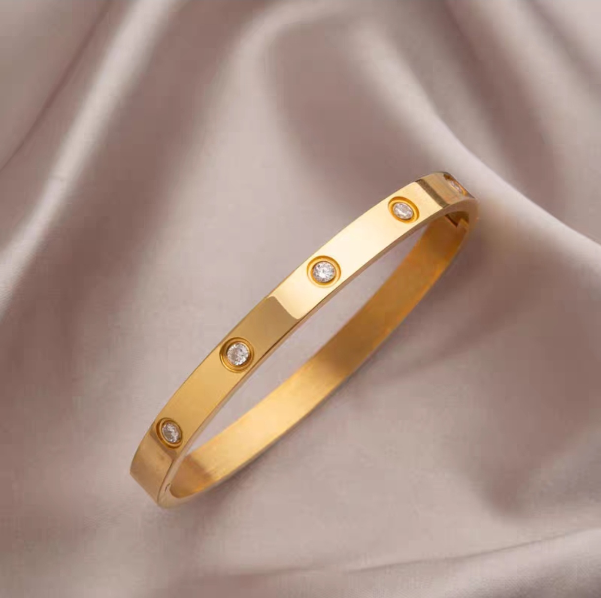Rose gold titanium steel bracelet for women, non-fading, light luxury, niche design, high-end feel, fashionable best friend jewelry 2 detail image 5