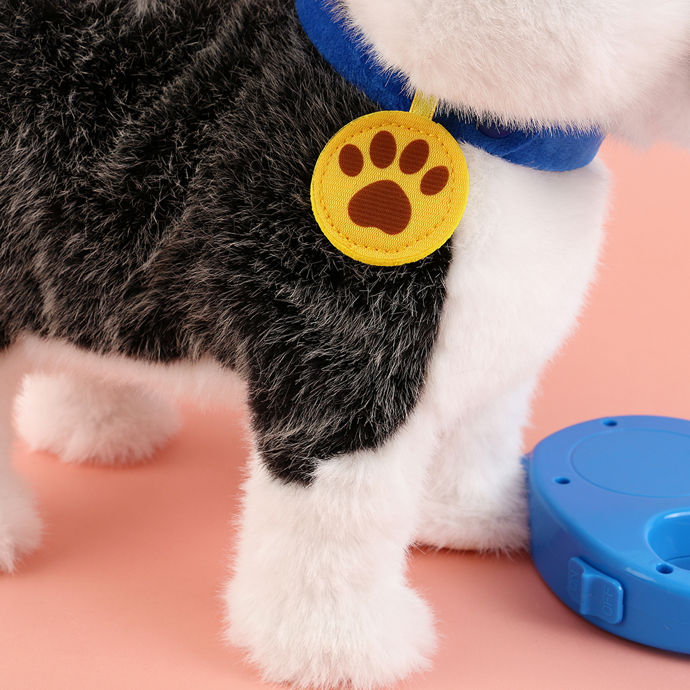 Naughty and cheerful! A lively and mischievous electric plush puppy, accompanying joy and mischief. It records the mischievous words and sings in a lively and cute way Item Picture