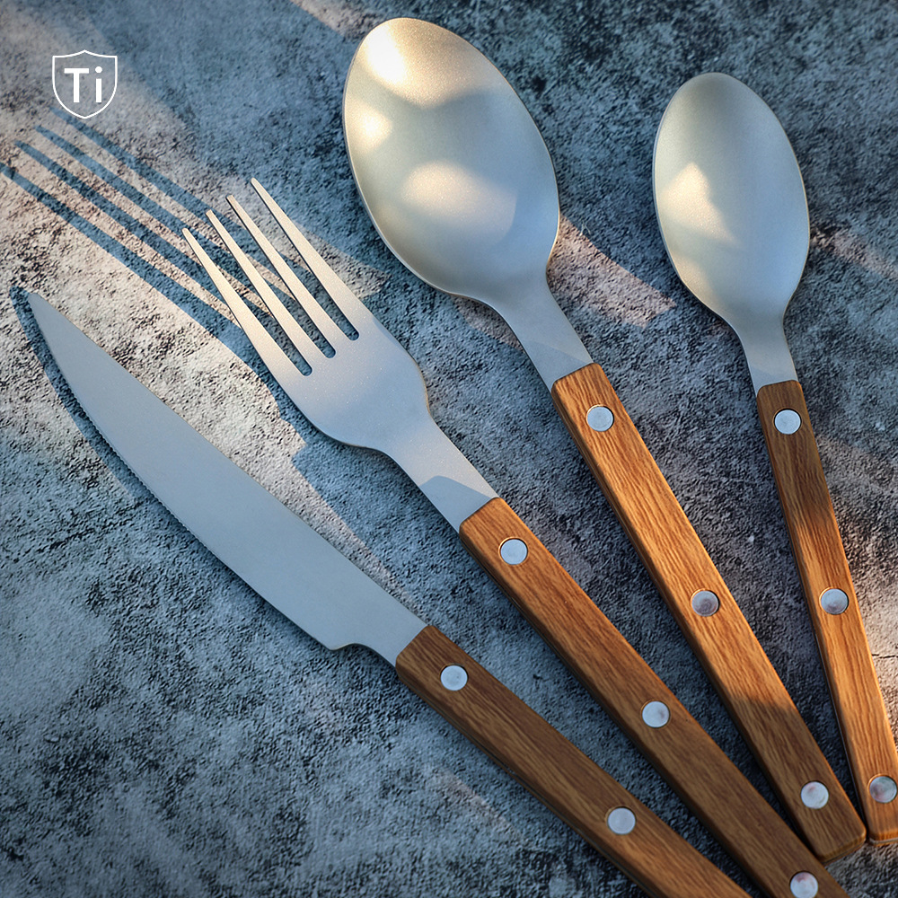 304 stainless steel tableware, titanium purification knife, fork and spoon, rivet, wooden handle, steak knife and fork, Western cuisine knife and spoon gift box set details Picture