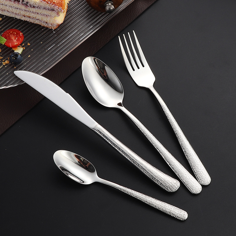 304 stainless steel knife, fork and spoon, elegant hammer texture dessert spoon and fork crack, Western tableware, Western cuisine knife, hotel steak knife details Picture