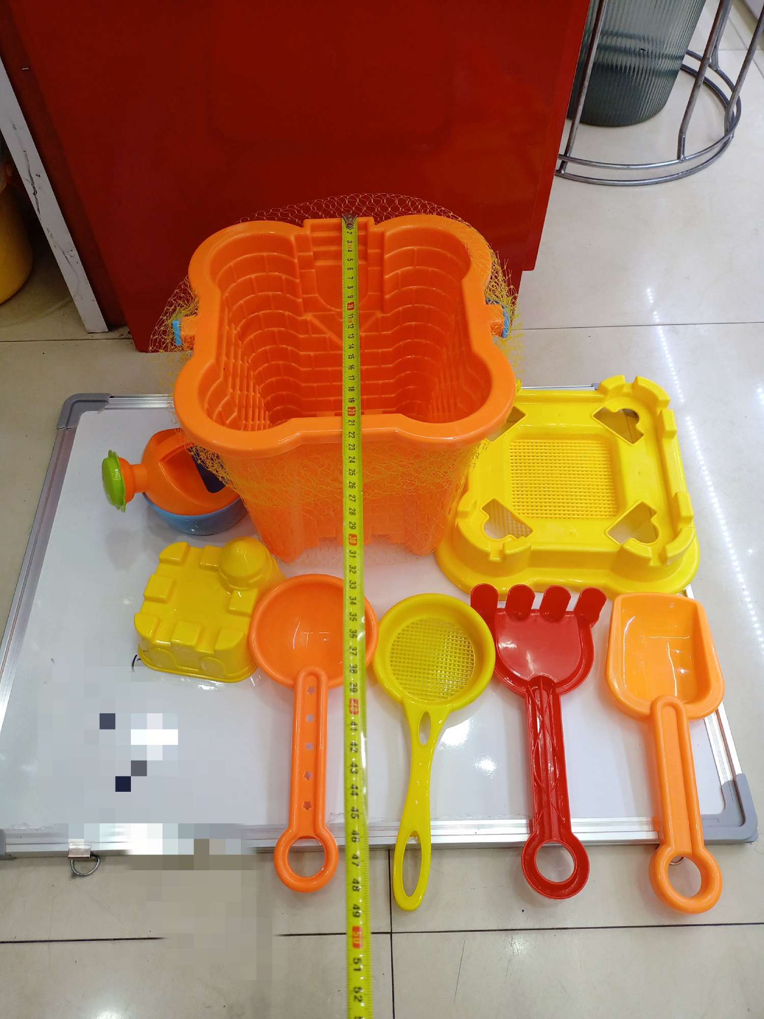 儿童塑料沙滩玩具城堡大桶，型号5869桶，颜色混装，奕雄沙滩玩具。