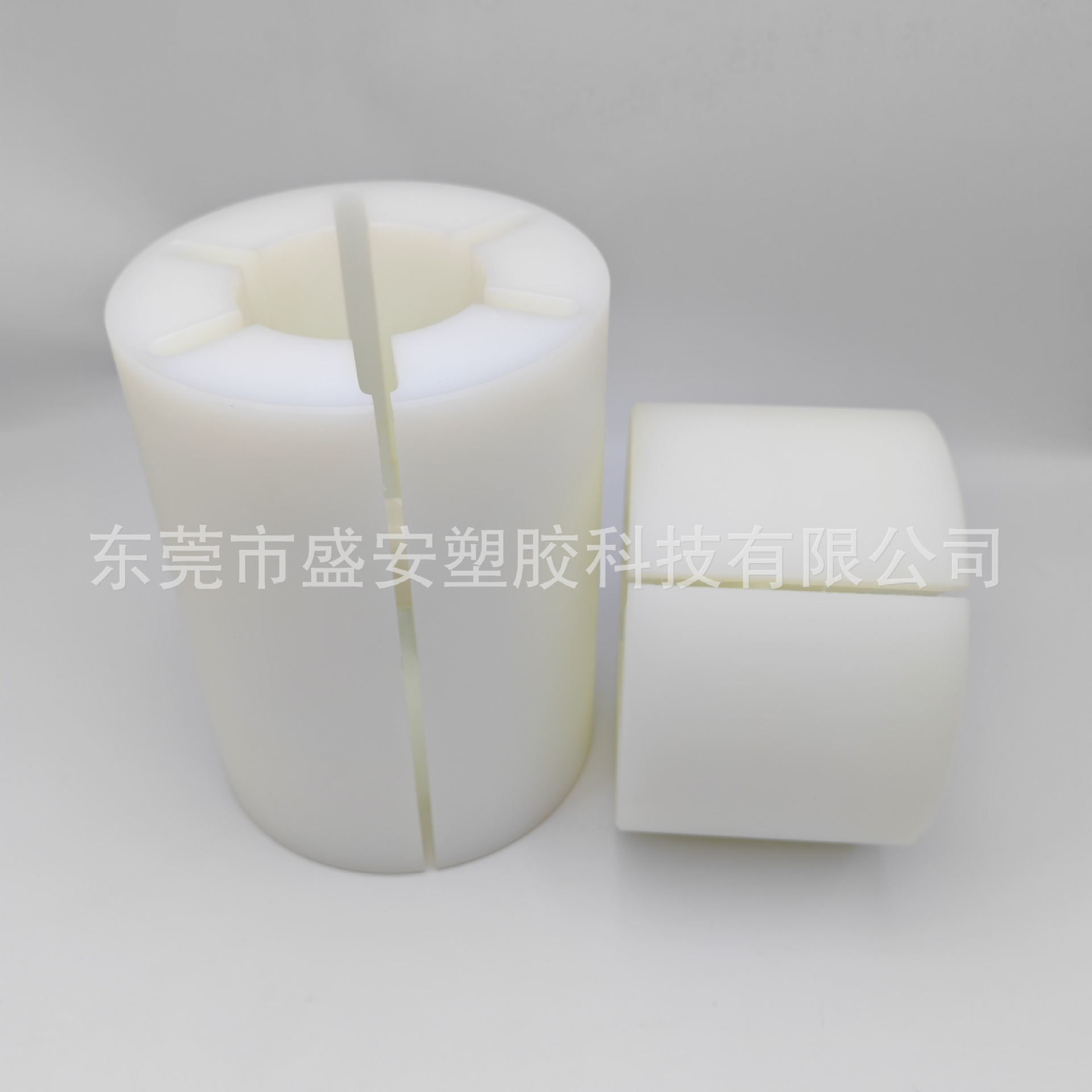 Tape slitting machine accessories: 3-inch integrated air expansion shaft nylon sleeve slitting and winding air expansion shaft jacketed plastic Application Scenario