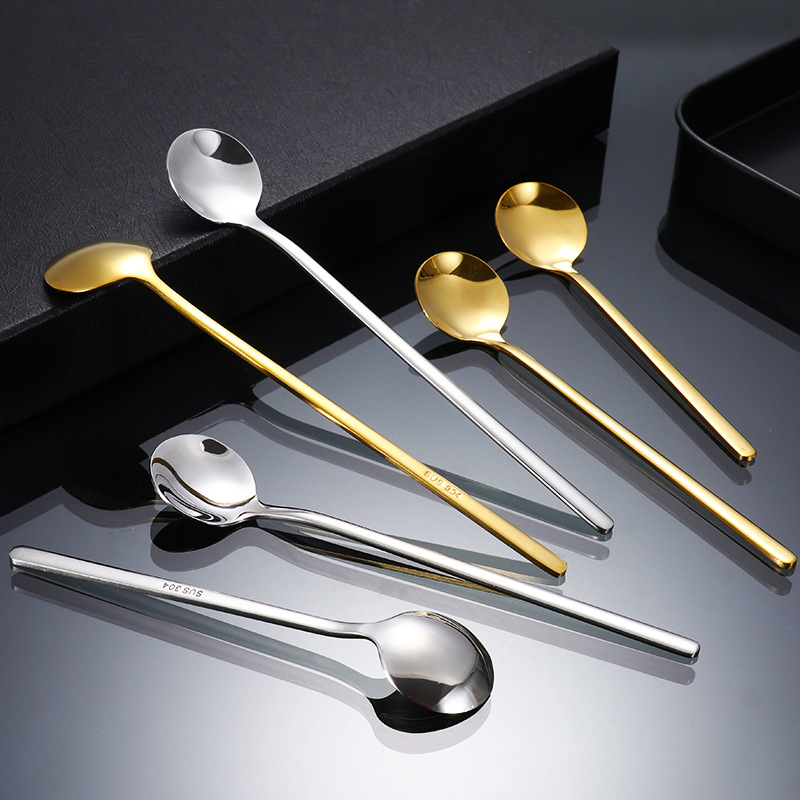 Stainless steel spoons, long-handled ice spoons, high-appearance-level coffee spoons, small golden round spoons, household mixing spoons, wholesale souvenirs Application Scenario