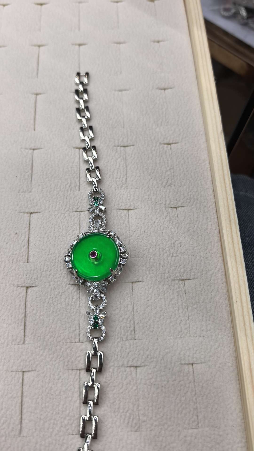 满绿玉髓手表，髓缘珠宝20250905