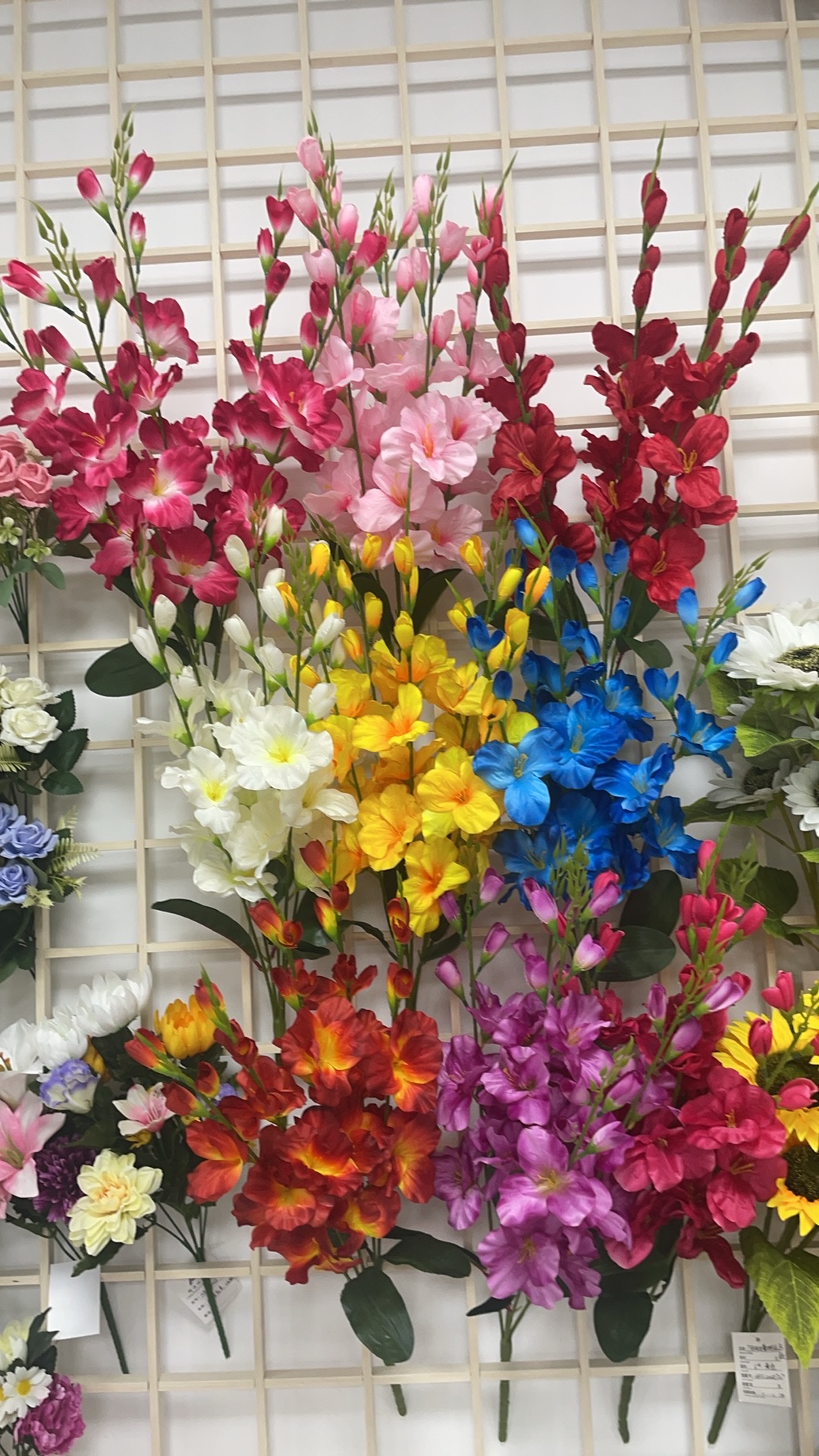 Expand the first branch of Yiwu Abing Silk Flower Accessories Store to the east describe pic - 4