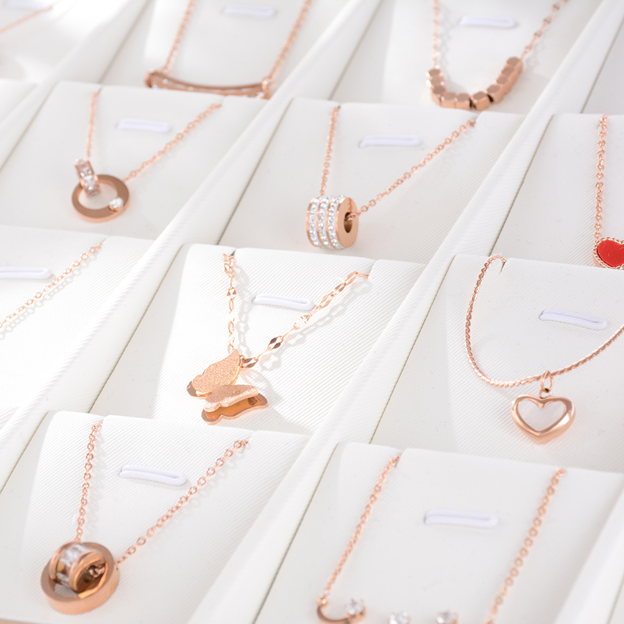 Korean internet-famous bestseller, elegant and timeless titanium steel necklace, bow with diamond, moon collarbone chain, rose gold accessory, exquisite gift details Picture