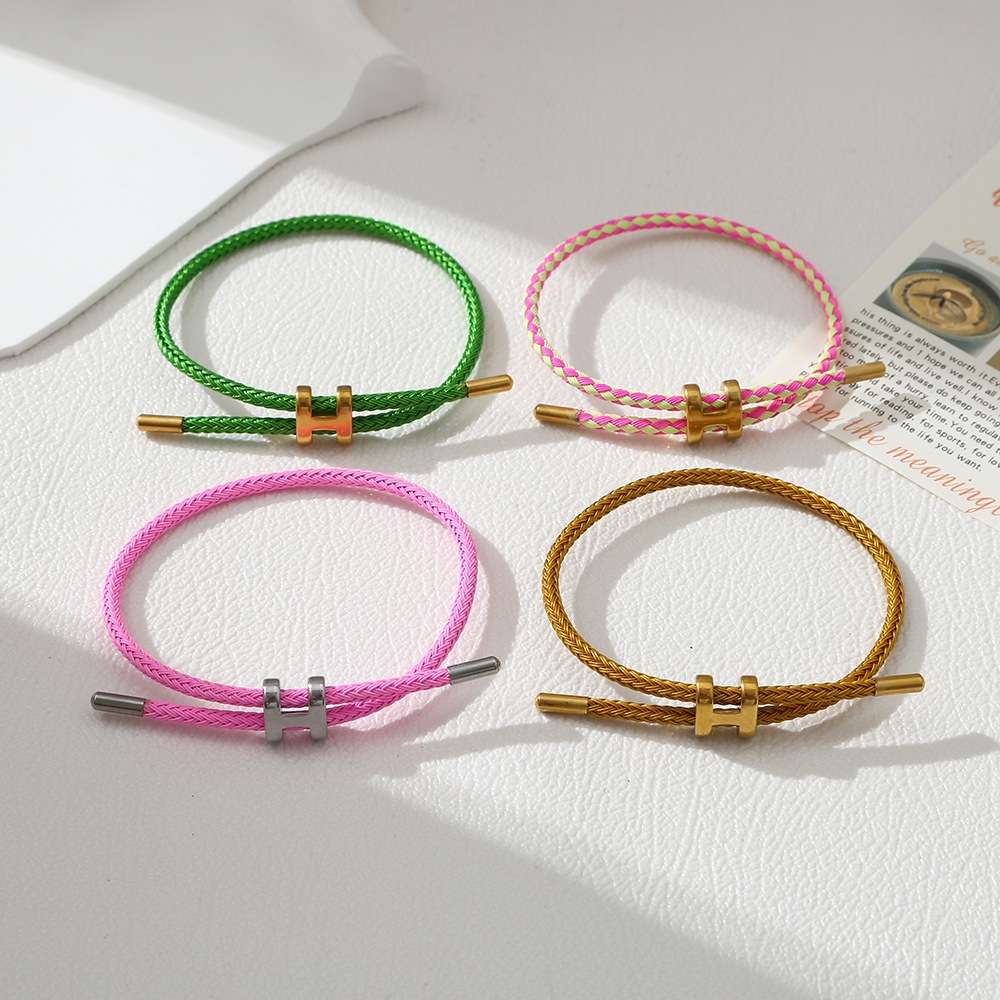 Crystal bracelet, Korean style fashionable jewelry for women, simple and versatile bracelet accessories, couple bracelets, trendy styles details Picture