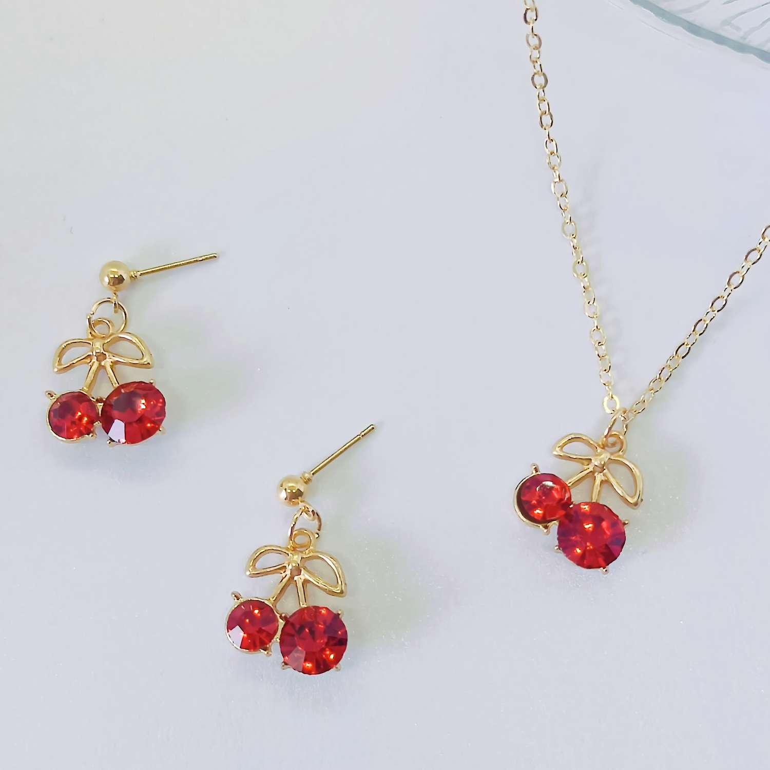 Fashionable, exquisite and trendy accessories: Cherry earrings, necklace set, oil-dripping, simple ear needles, earrings, and other feminine and versatile trendy items detail image 5