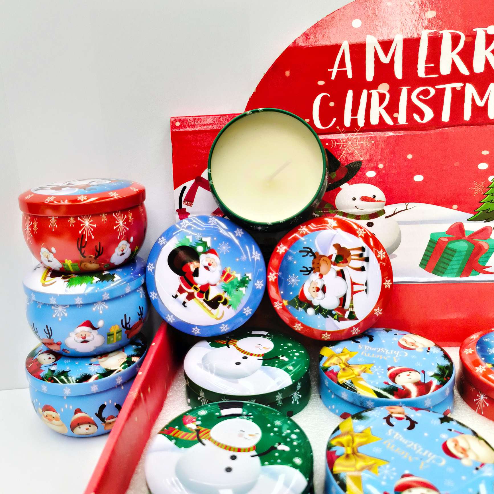 办公文化氛围布置用品香薰蜡烛生日派对果冻蜡烛香薰蜡烛装饰用品创意蜡烛铁罐蜡，圣诞蜡烛，节日氛围蜡烛，铁罐蜡烛，圣诞节日蜡