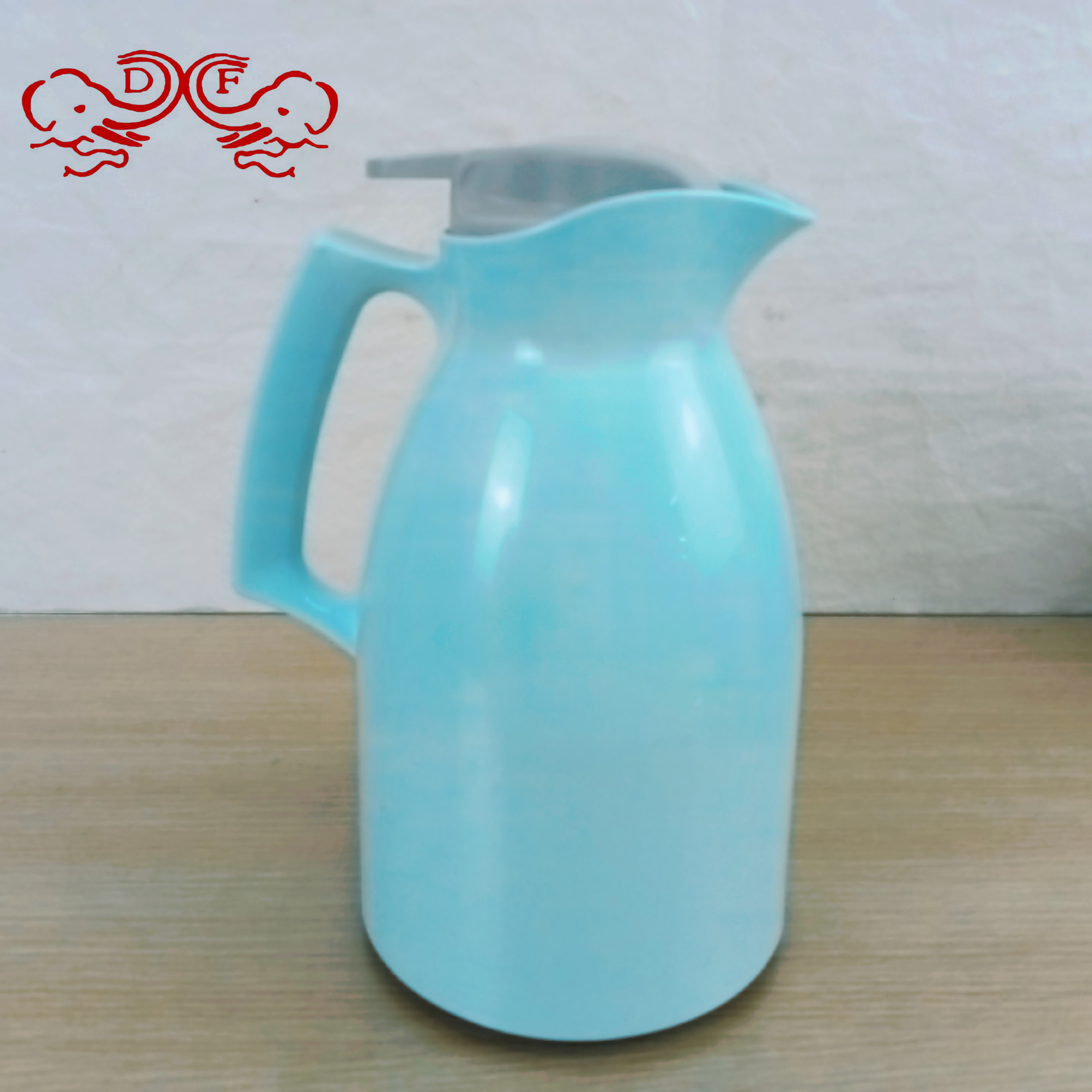 DF99315 Genuine vacuum 304 insulated kettle, suitable for home use in restaurants, living rooms, dormitories, and students. Extra-long insulated kettle, DF TRADINGHOUSE Item Picture