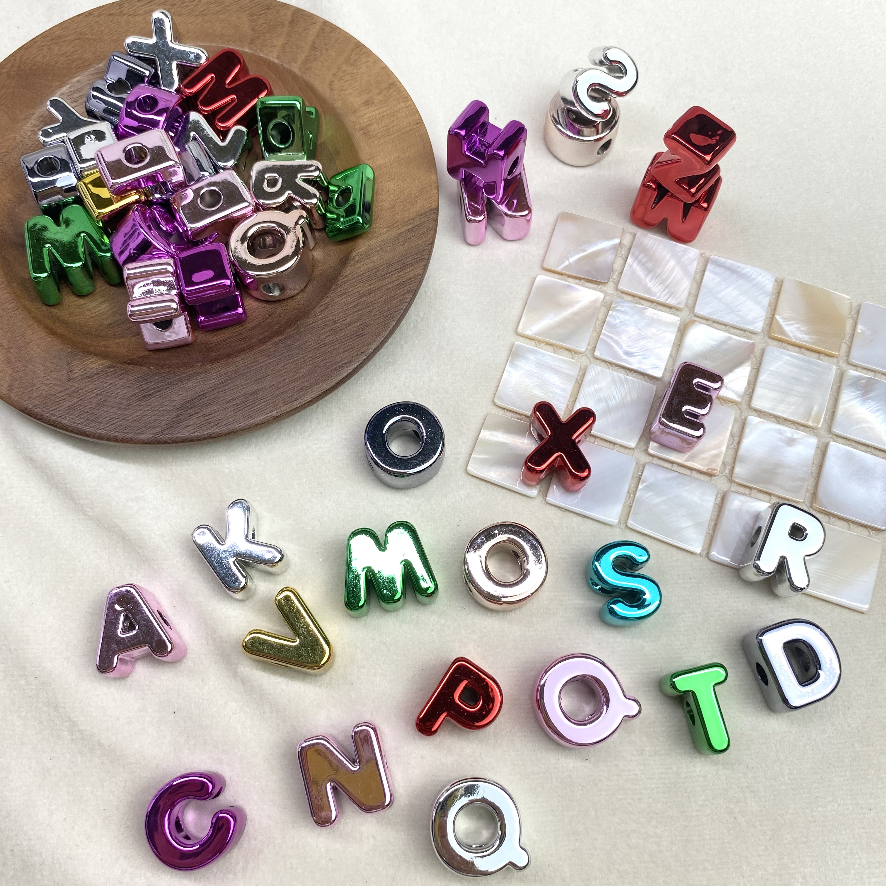 diy acrylic electroplated metal letter beads/mobile phone chain keychain bag hanging decorative accessory material loose beads Application Scenario