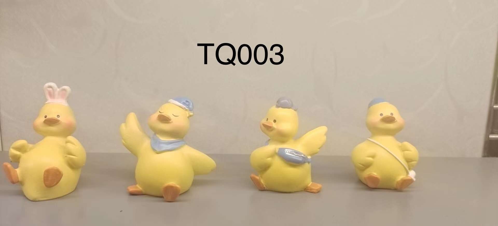 树脂工艺品实物图