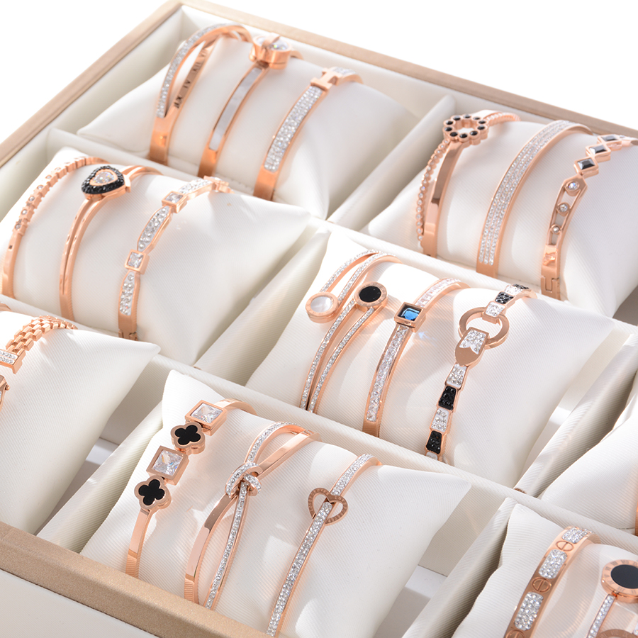 欧美网红时尚钛钢气质手镯玫瑰金人气精致手环女款饰品潮流配饰礼物