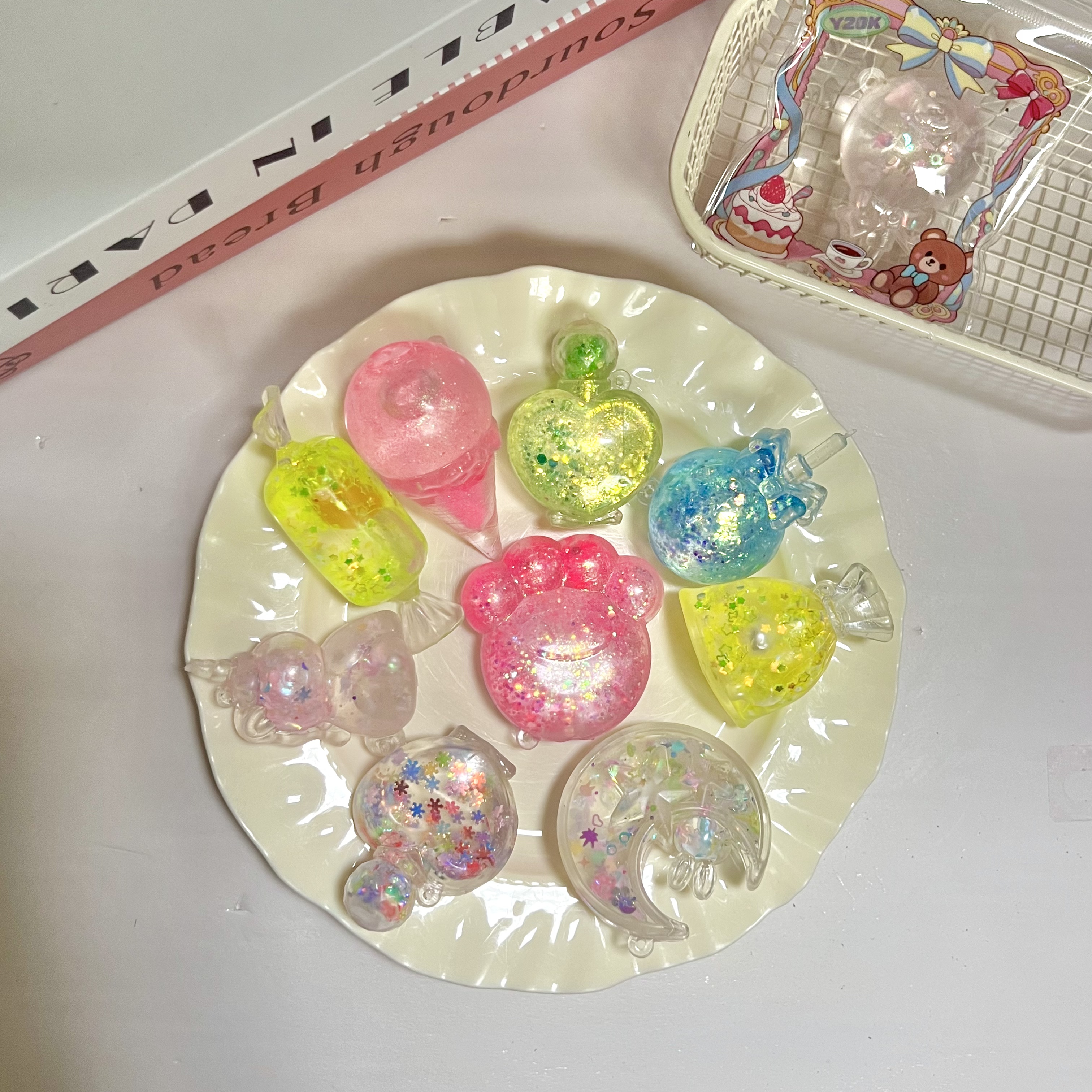 TPR透明闪粉鲷鱼捏捏解压冰块粘粘减压发泄创意细节图