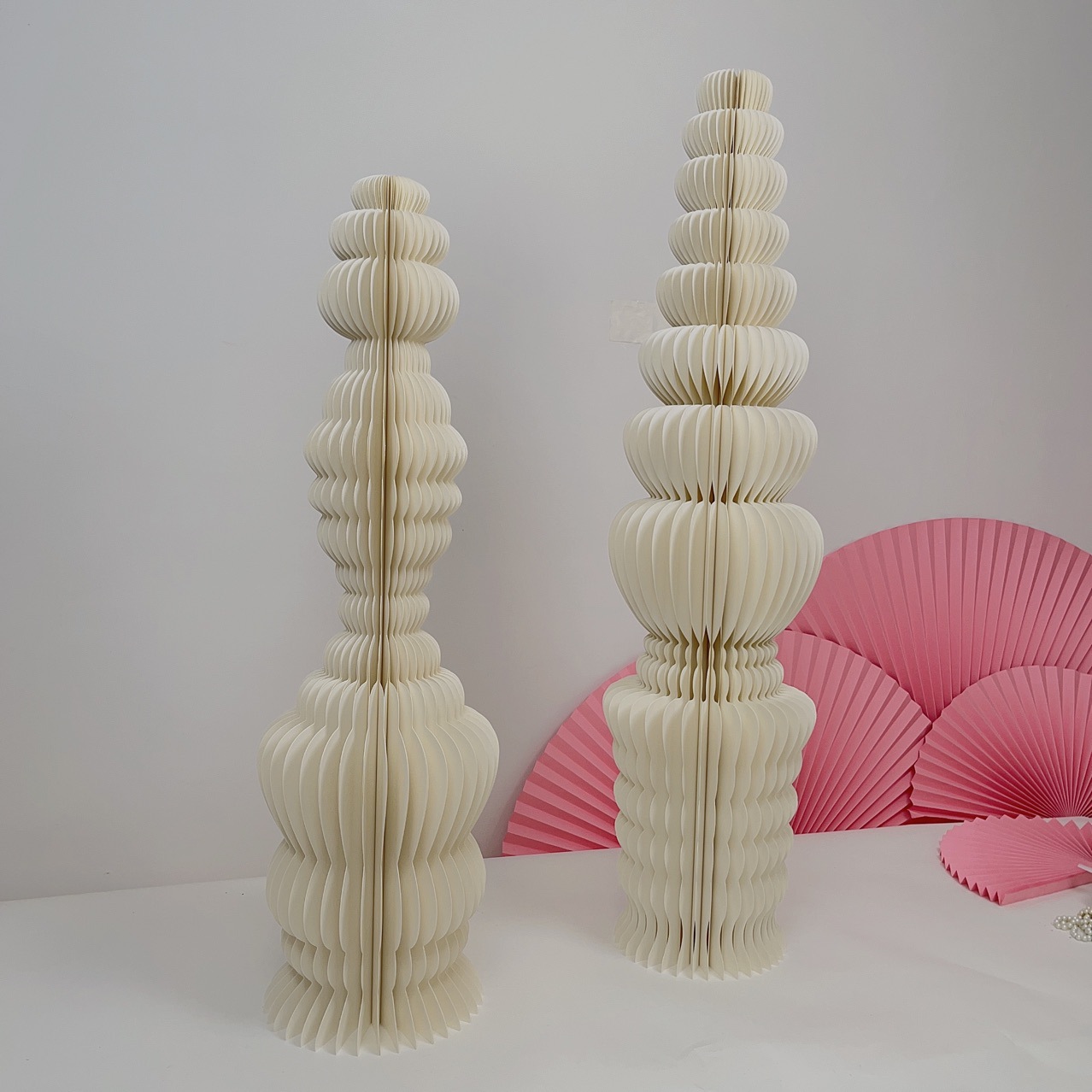 Cactus organ paper art ornaments, exhibition decoration, origami display stand, balloon party, baby banquet, wedding dessert props Specification image