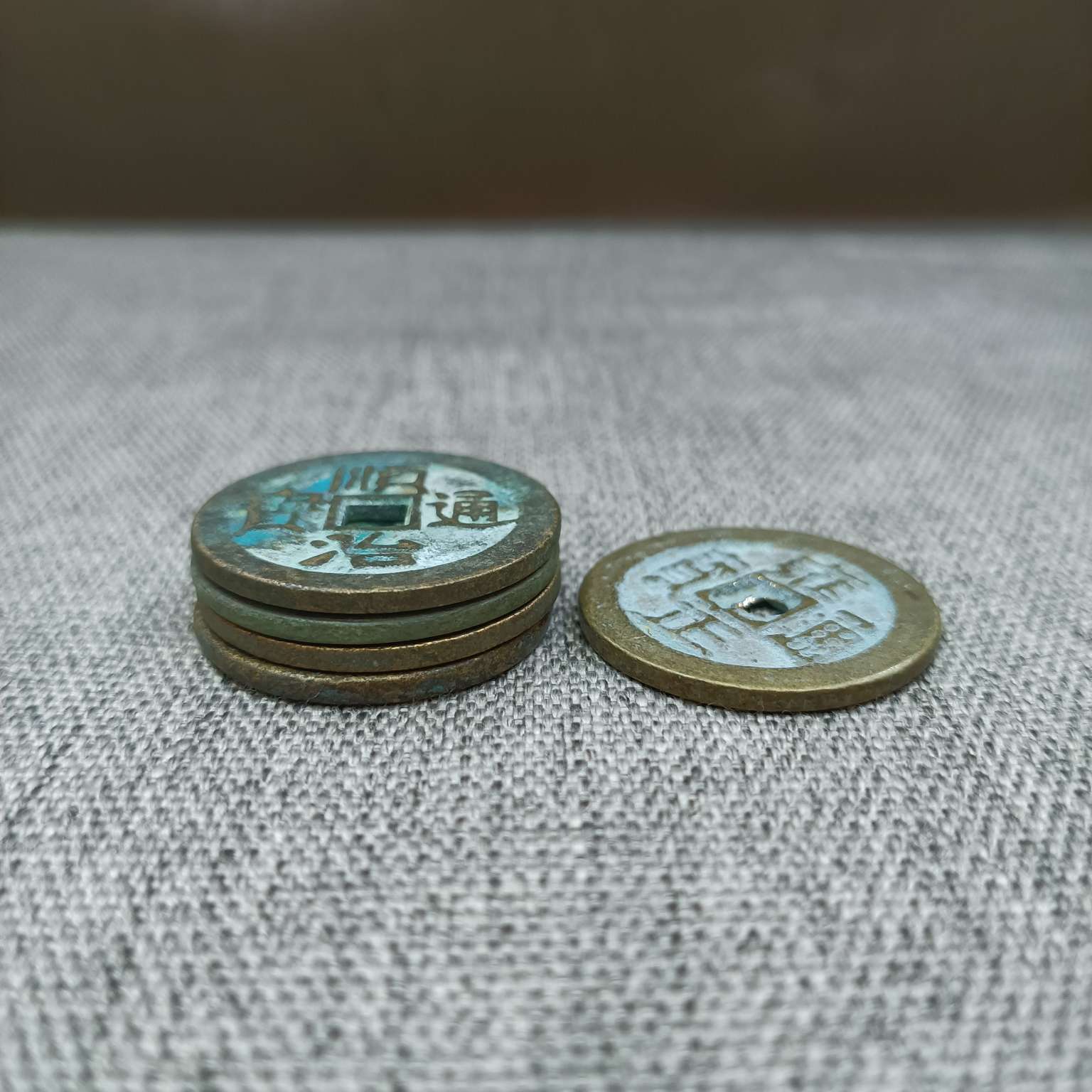 Zhonggong Craft Antique green rust Copper Coin Five Emperors Coin 2.5cm Aged and thickened Five Emperors Coin detail image 6