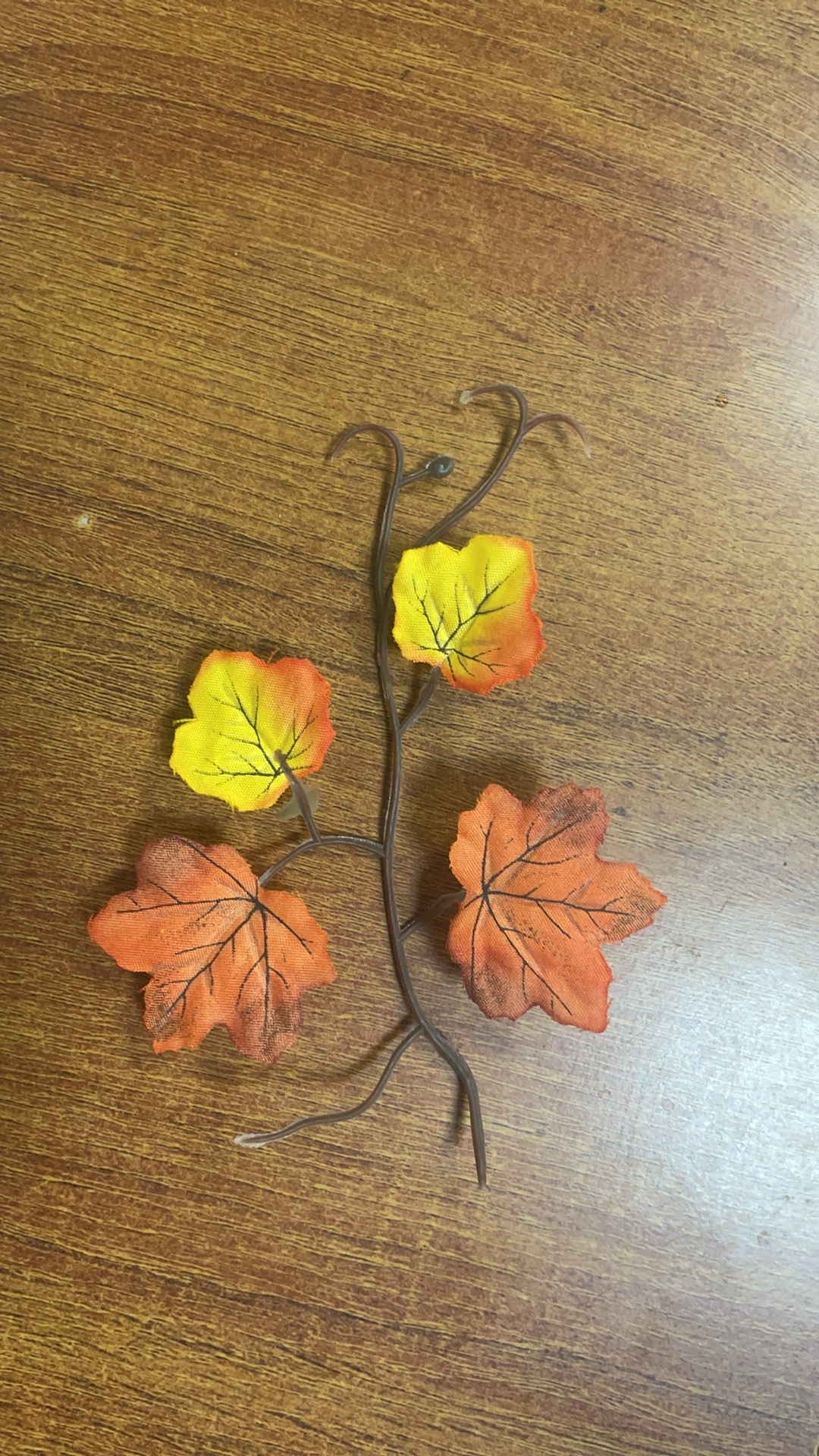 Expand the first branch of Yiwu Abing Silk Flower Accessories Store to the east describe pic - 5