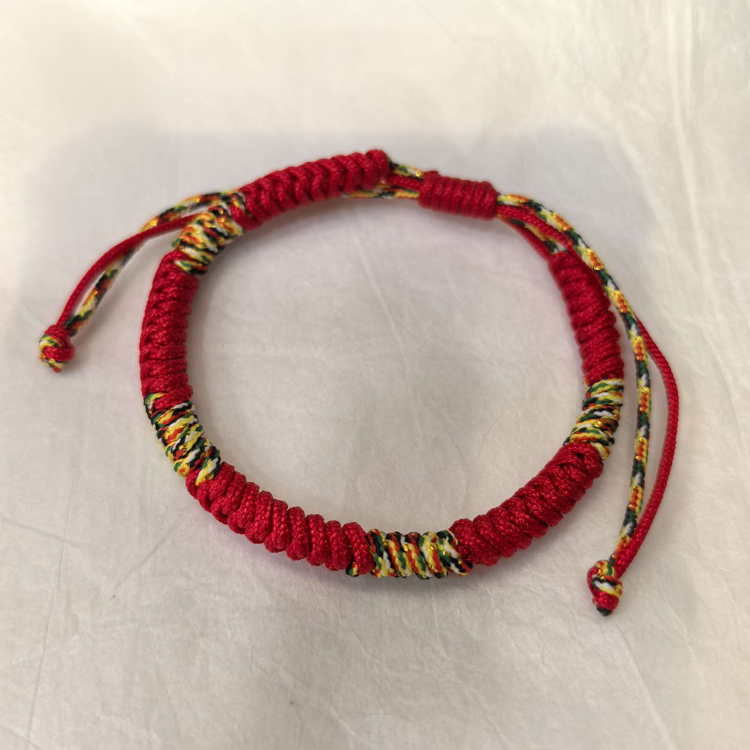 Wholesale of hand-woven rope, diamond knot, men's and women's jewelry and gifts Item Picture