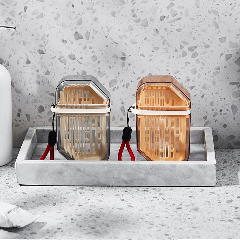 C64-540 Portable soap box, travel soap box, light transparent with lid, washroom storage box, student soap