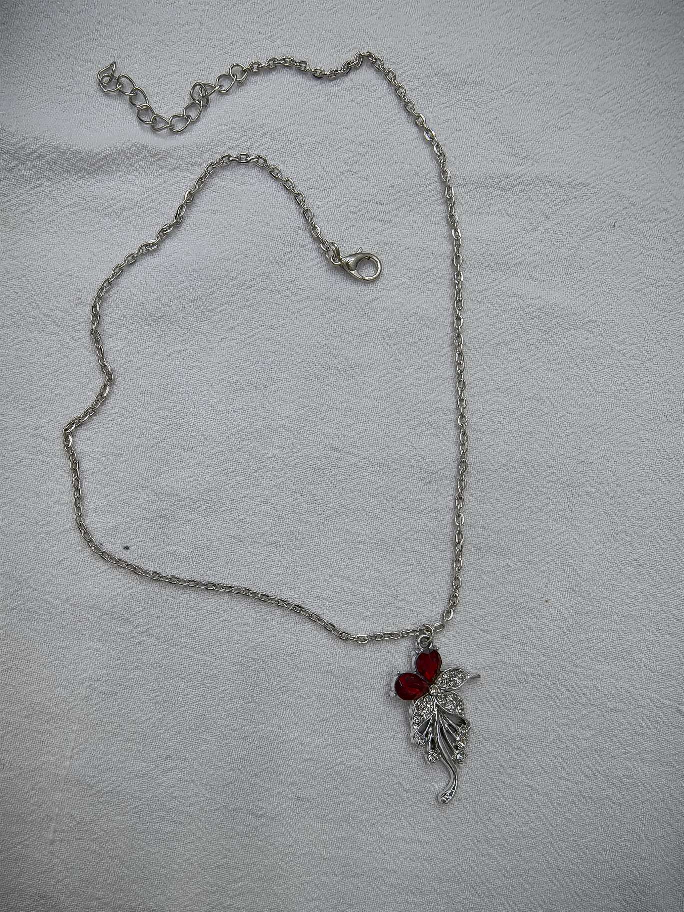 小五叶花项链，轻奢小众高级感精致项链，甜美风项链