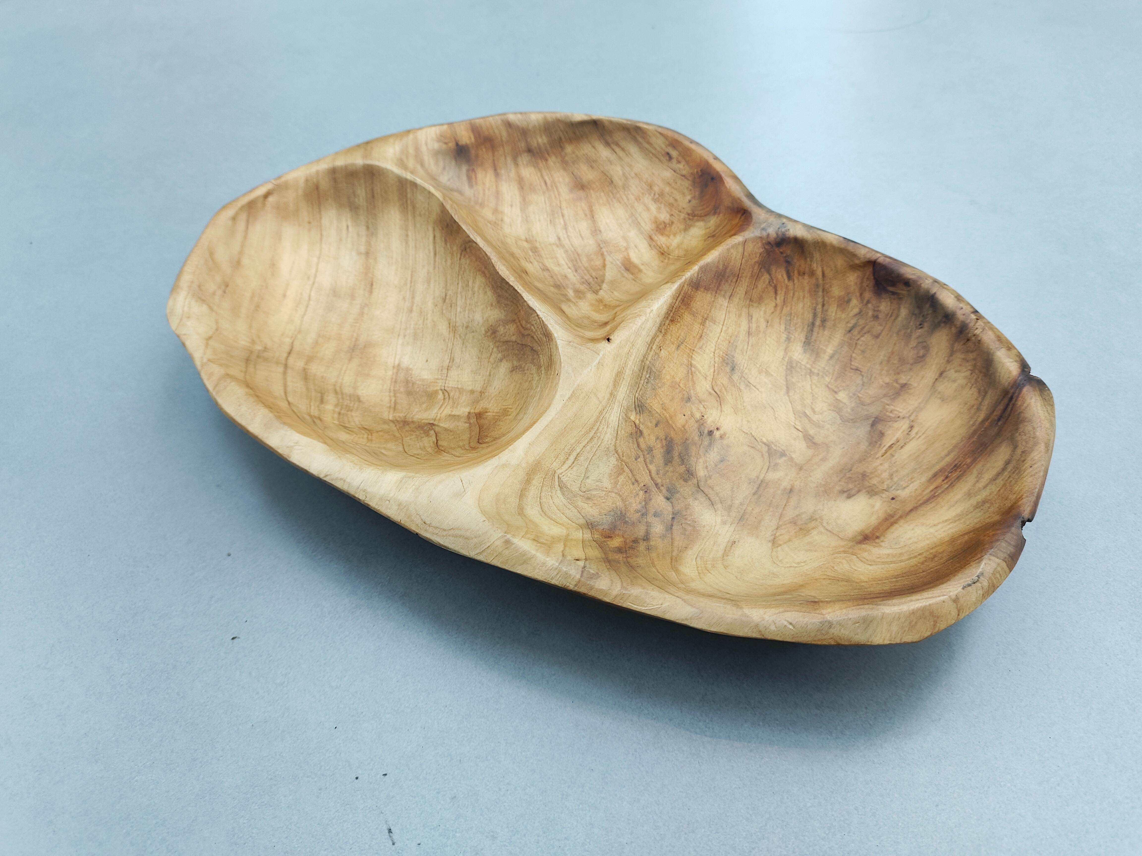 实木果盒/越南零食/塑料电镀果盘/水晶球碎石金字塔/托盘摆件白底实物图