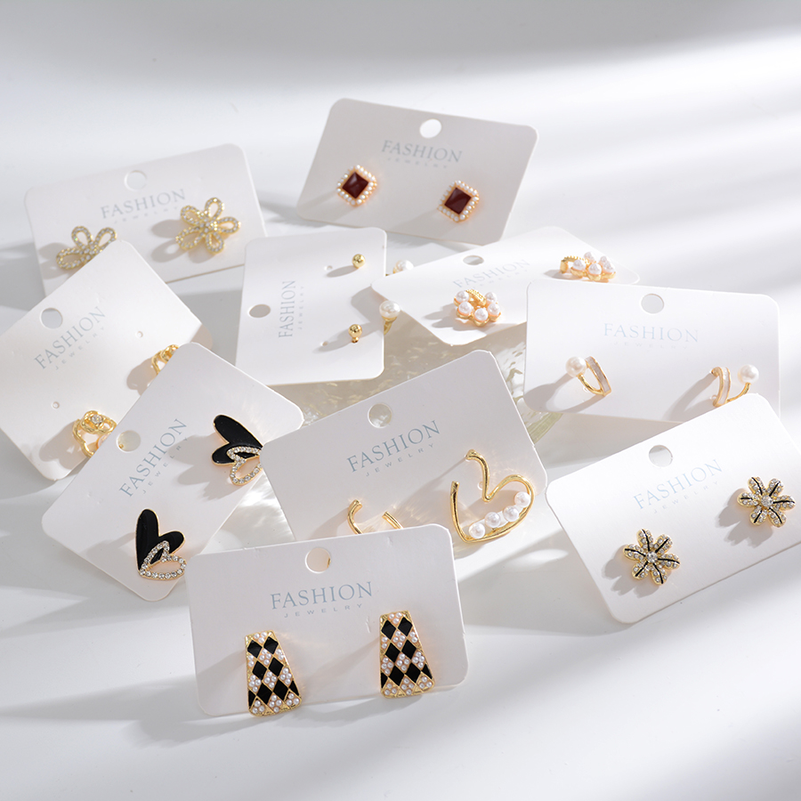 饰品/耳饰/耳钉/珍珠耳环/滴油白底实物图