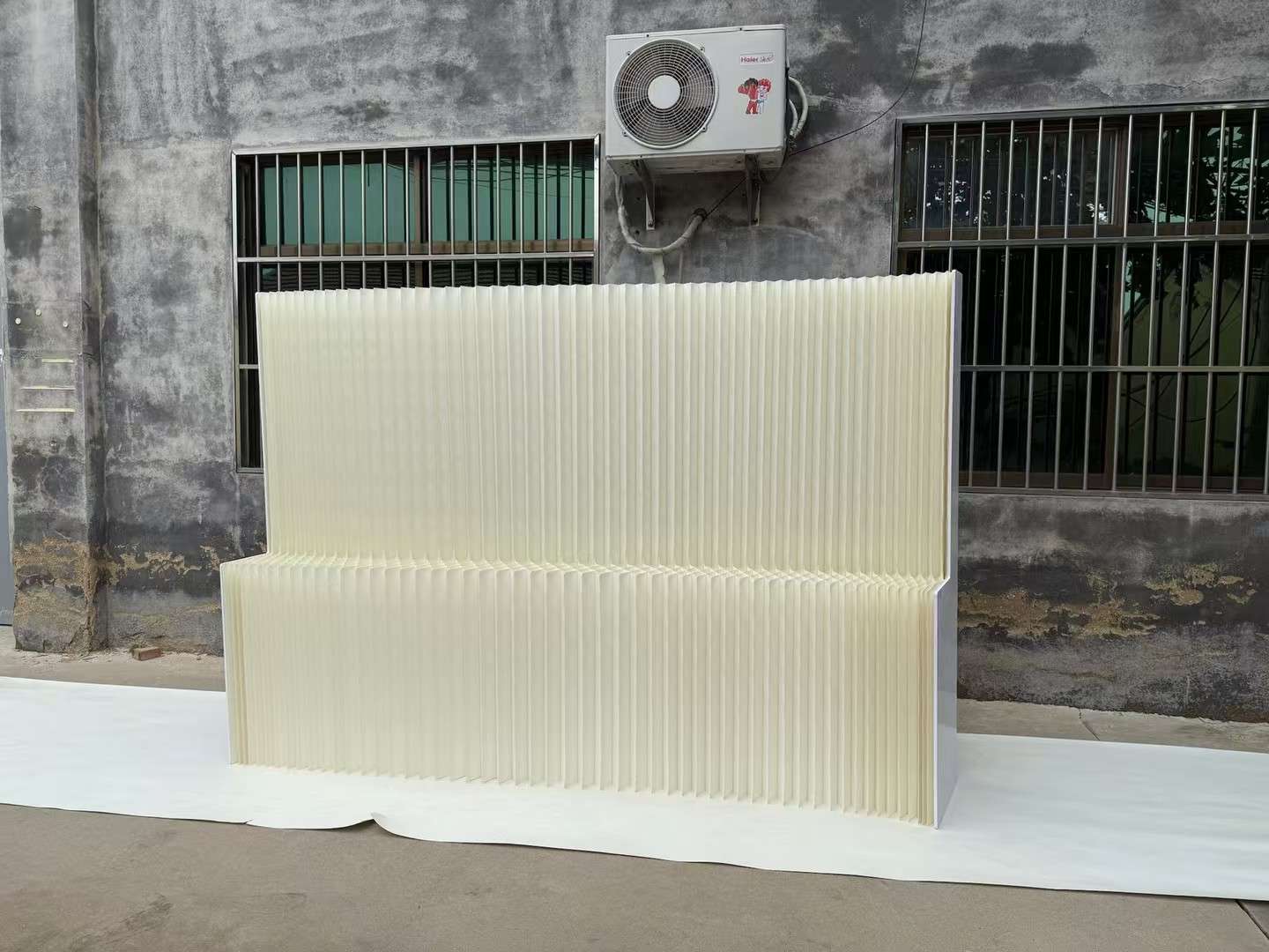 Exhibition layout: Product display, stretching display stands, accordion paper advertising letters, Xuan Mei Chen decoration, shelves, and storage racks details Picture