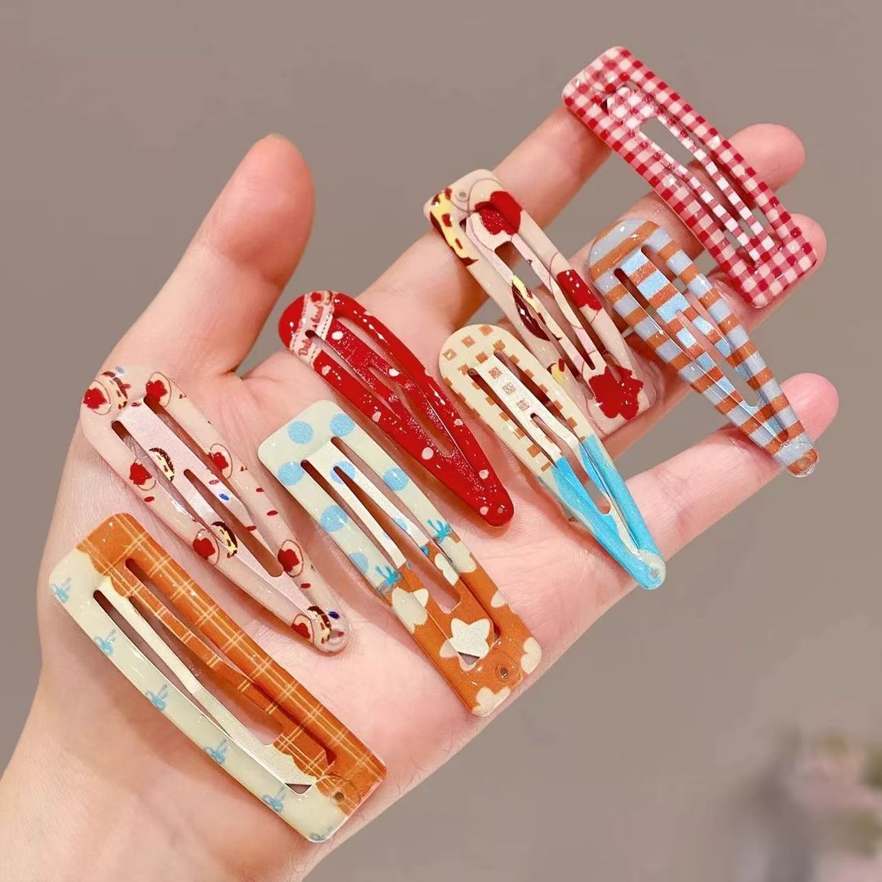 4 Cute children and girls' academy stir points hair clips, old-fashioned sweet style bangs clips, side clips, BB hair clips, hair clips, children's hair clips detail image 4
