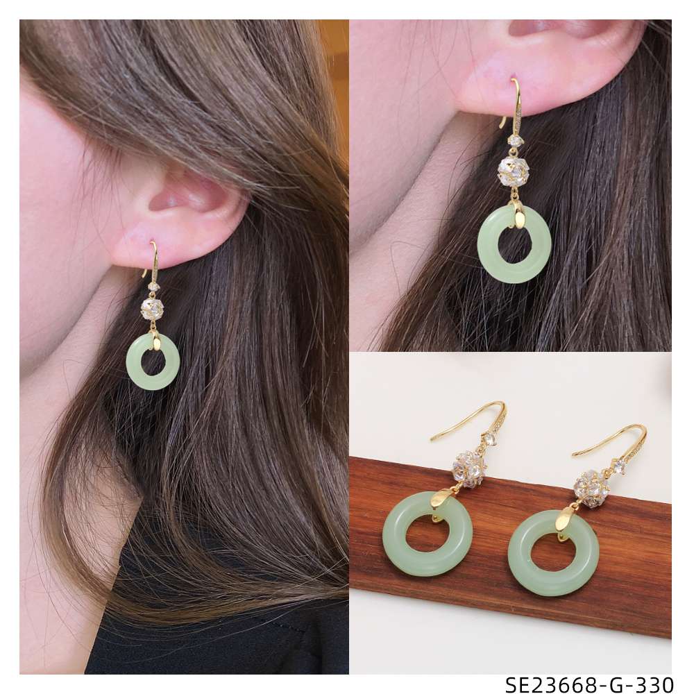 Pendientes de moda orejeras pendientes de circonita calcinada mujer simple y versátil accesorios orejeras tendencias Specification image