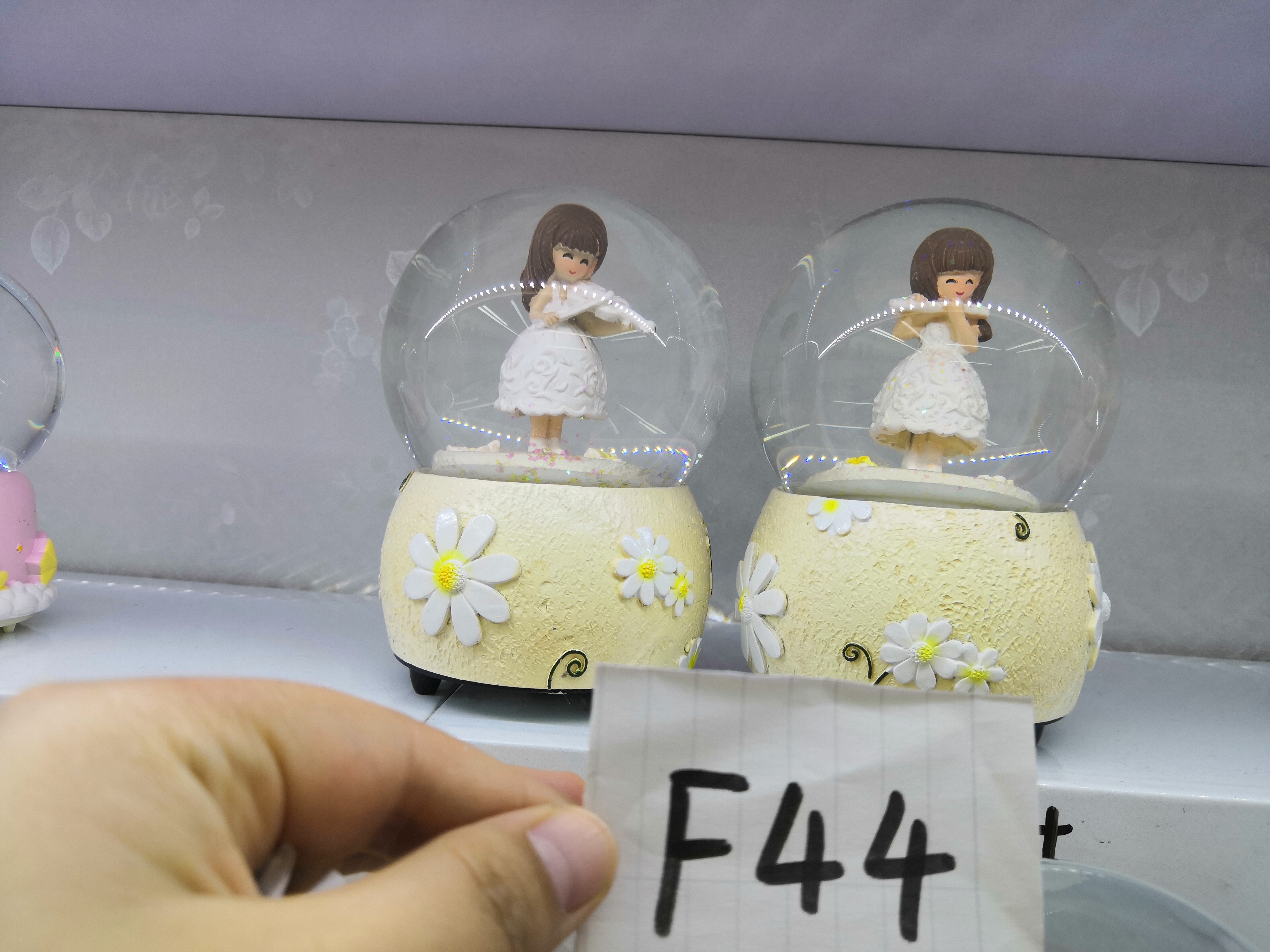 水晶球带灯带音乐玻璃情侣摆件 创意礼品 粉色情侣混装 儿童同学毕业送礼  生日礼物  毕业礼物